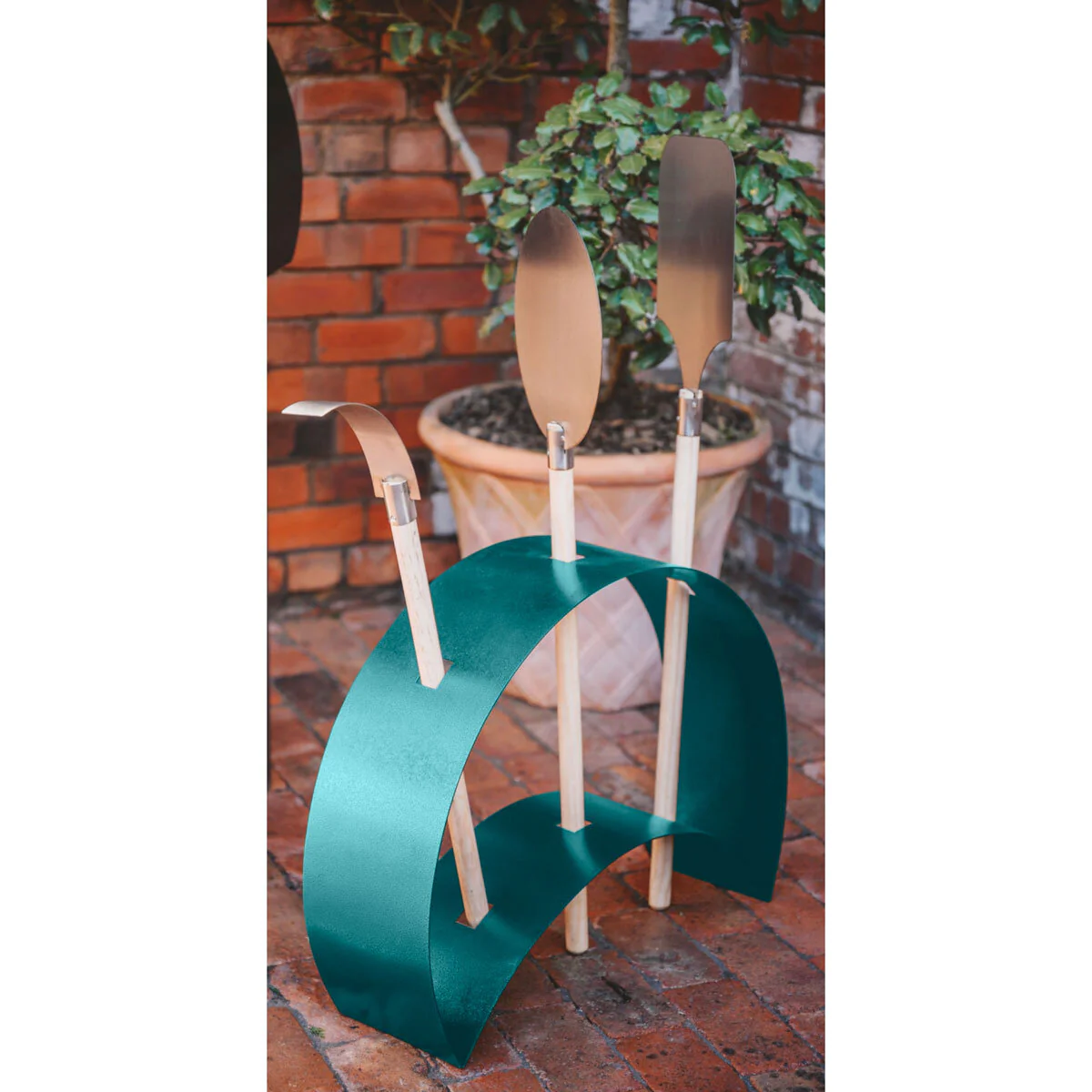 Alpha Pro Grande Wood-Fired Pizza Oven Bundle in Teal Blue + Cover - Image 5