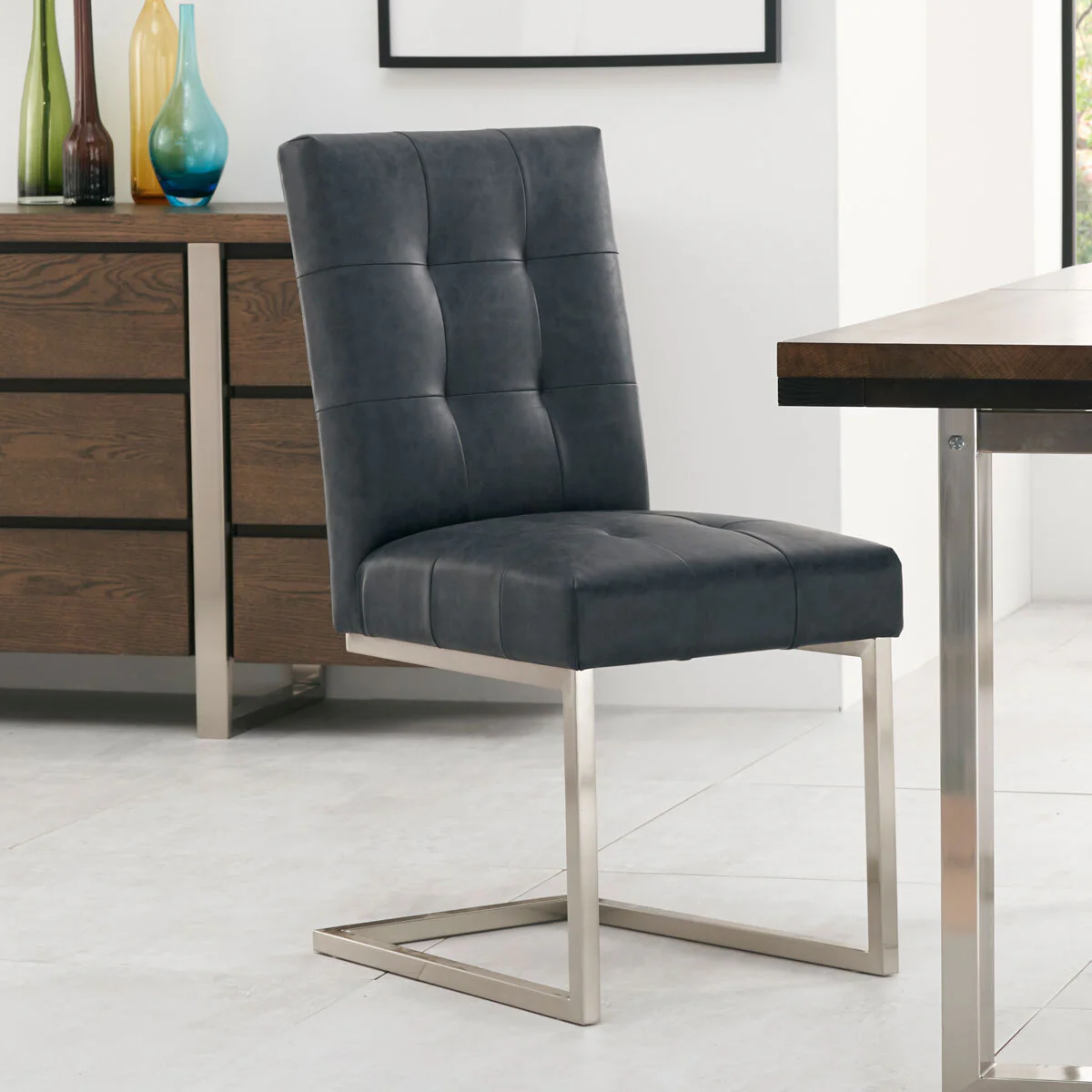 Bentley Designs Tivoli Dark Oak Extending Dining Table + 6 Black Cantilever Chairs, Seats 6-8 - Image 4
