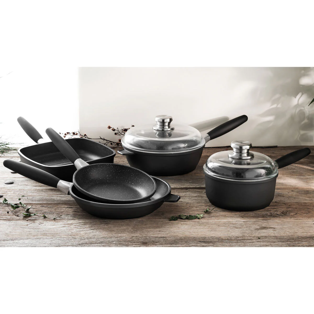 BergHOFF Champion Eurocast 7 Piece Cookware Set - Image 7