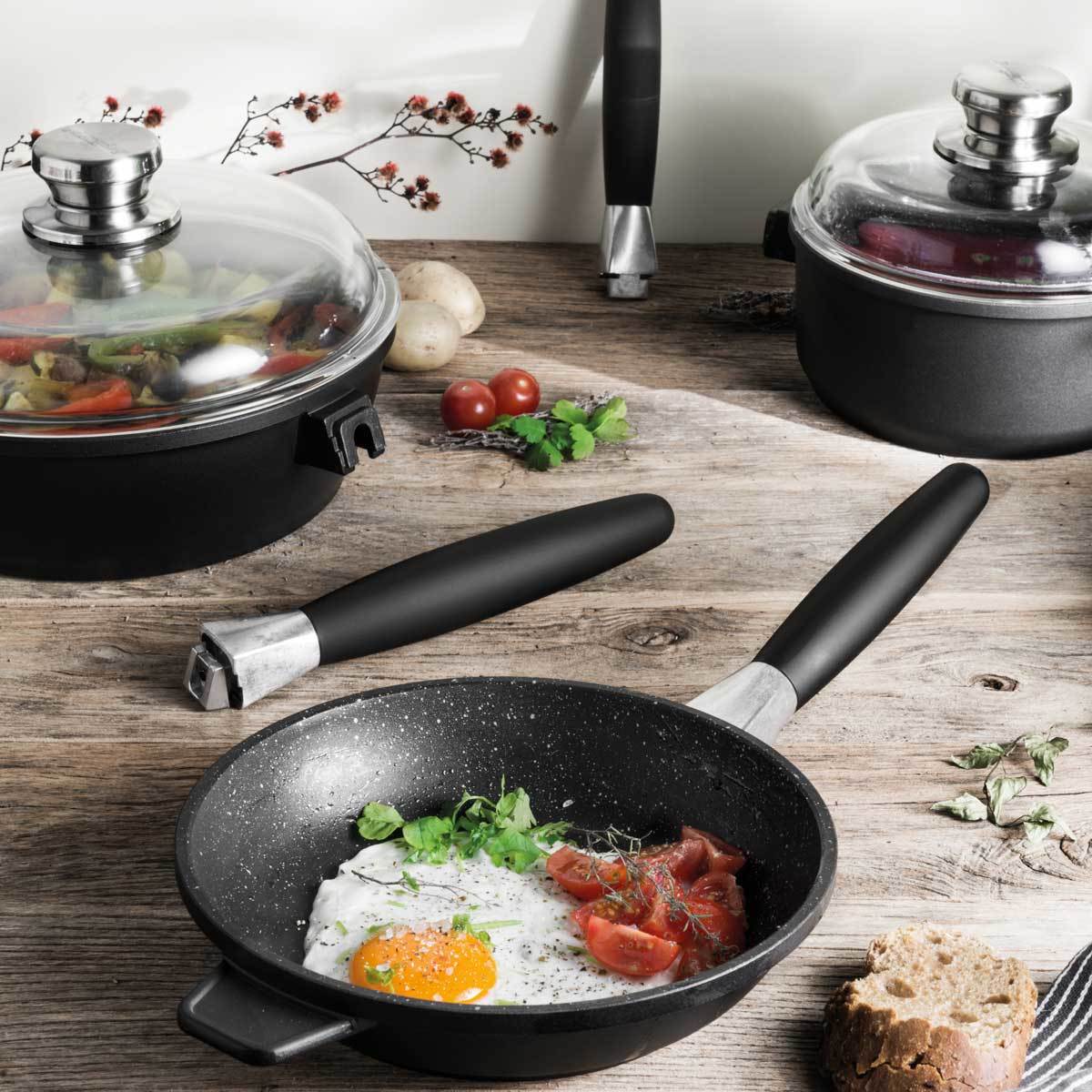BergHOFF Eurocast Non-stick 11 Piece Cookware Set cook lightweight - Image 4