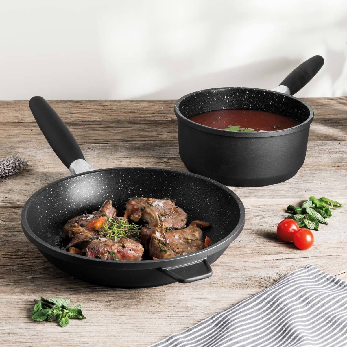 BergHOFF Eurocast Non-stick 11 Piece Cookware Set cook lightweight - Image 8