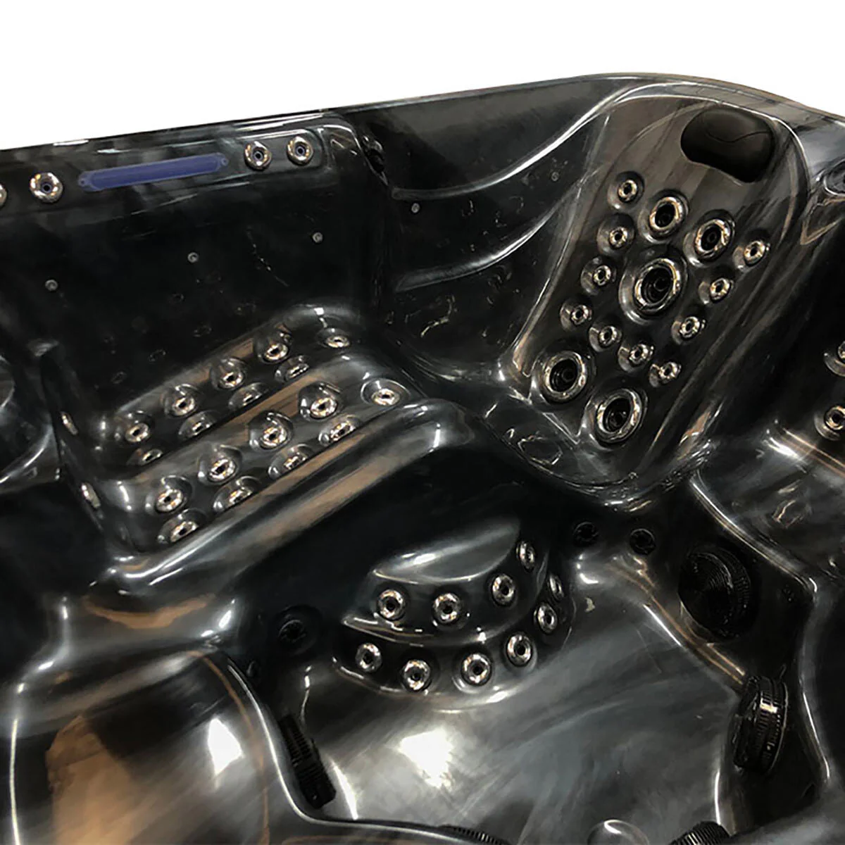 Blue Whale Spa Kingsbury 110-Jet 6 Person Hot Tub - Delivered and Installed - Image 4