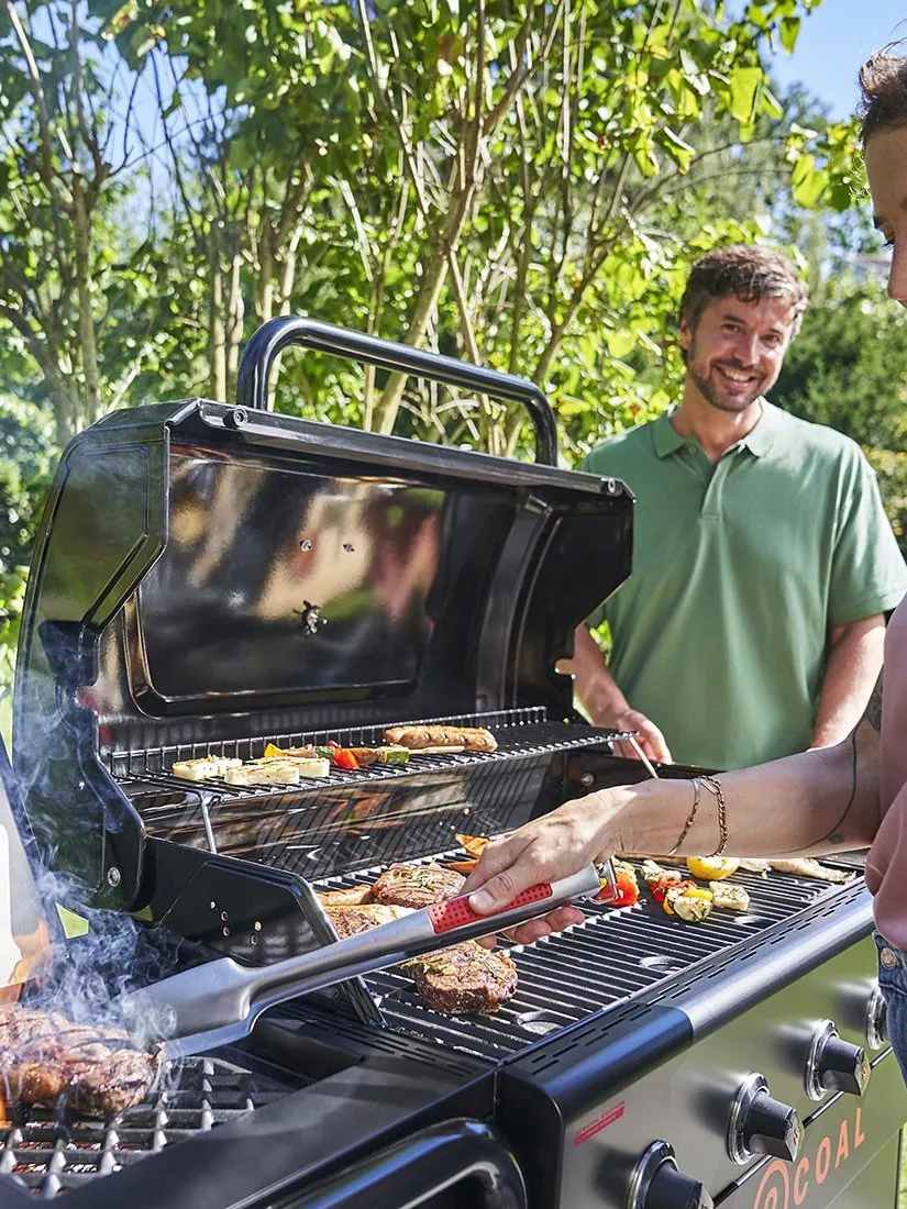 Char-Broil Gas2Coal Special Edition 4-Burner Gas & Charcoal Hybrid BBQ - Image 8