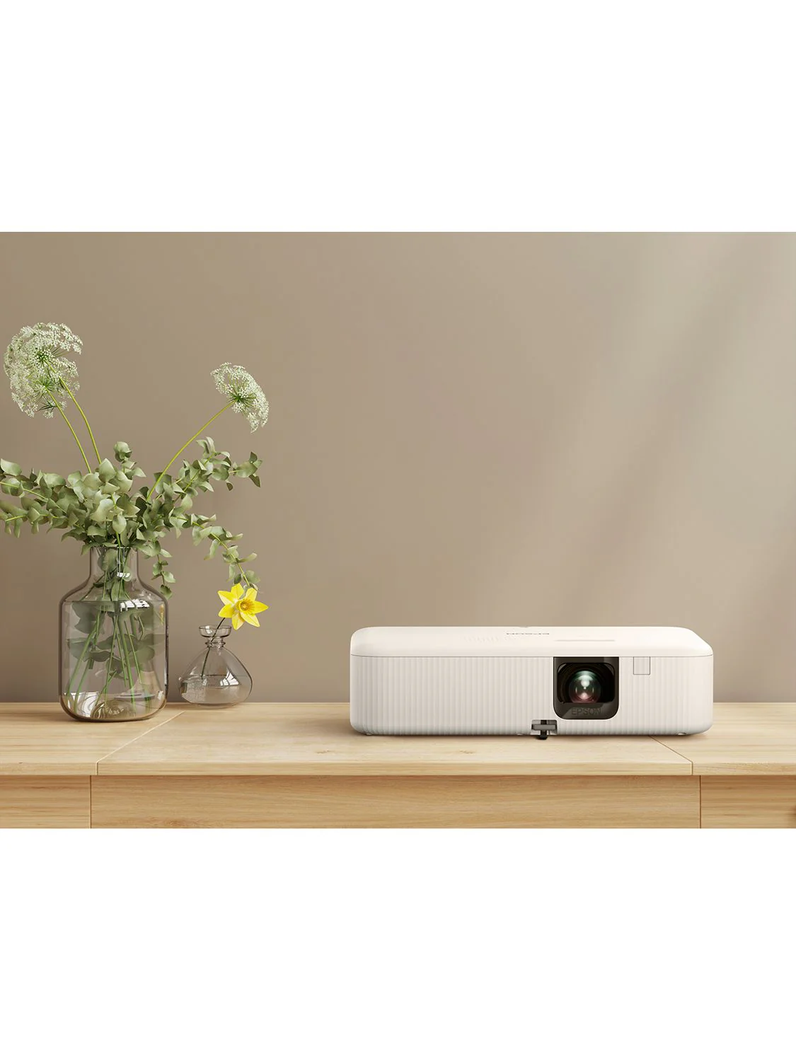 Epson Full HD Smart Projector 3000 Lumens, Android TV, Plug & Play, Long-Life Lamp, 391" Screen - Image 6