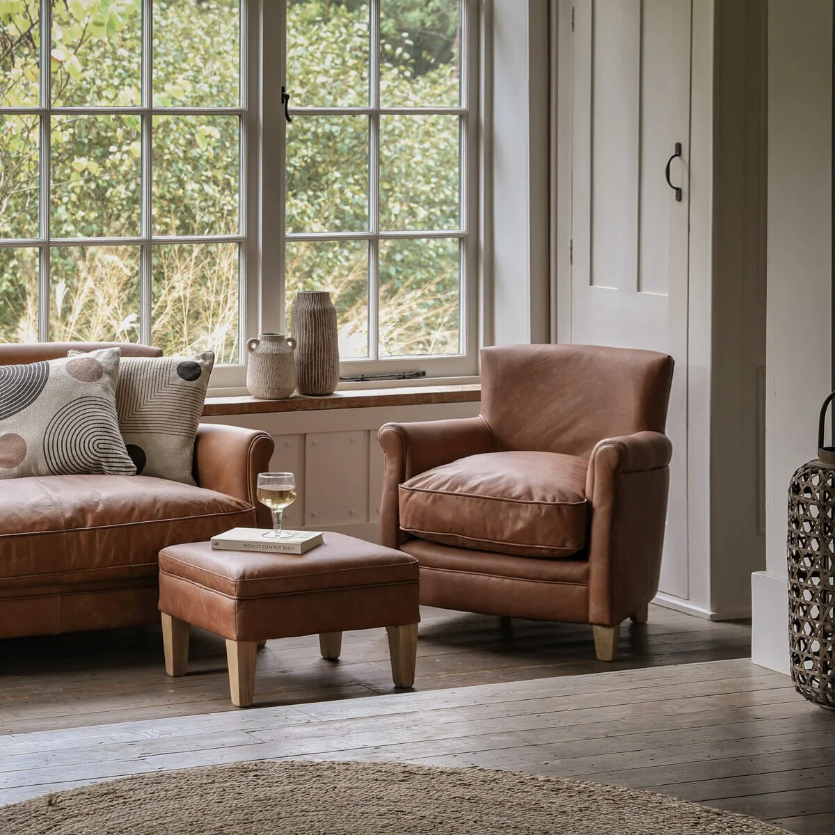 Gallery Mr. Paddington Vintage Brown Leather Armchair - Image 6