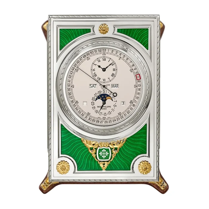 Patek Philippe Manual Wind Men’s Watch with Opaline Brand Collections Dial, 000m Water Resistant / 27000M-001