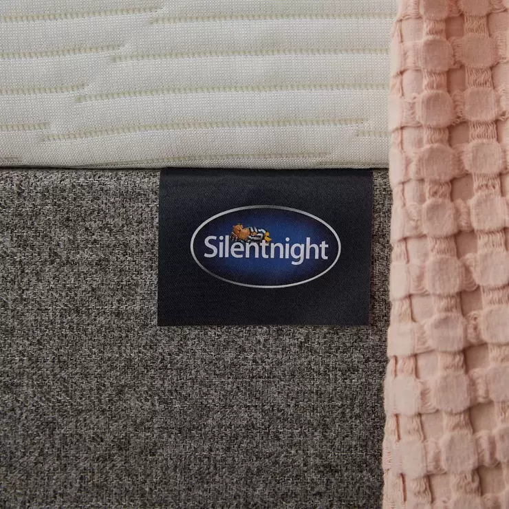 Silentnight Now 5 Zone Rolled Memory Foam Mattress, Double - Image 8