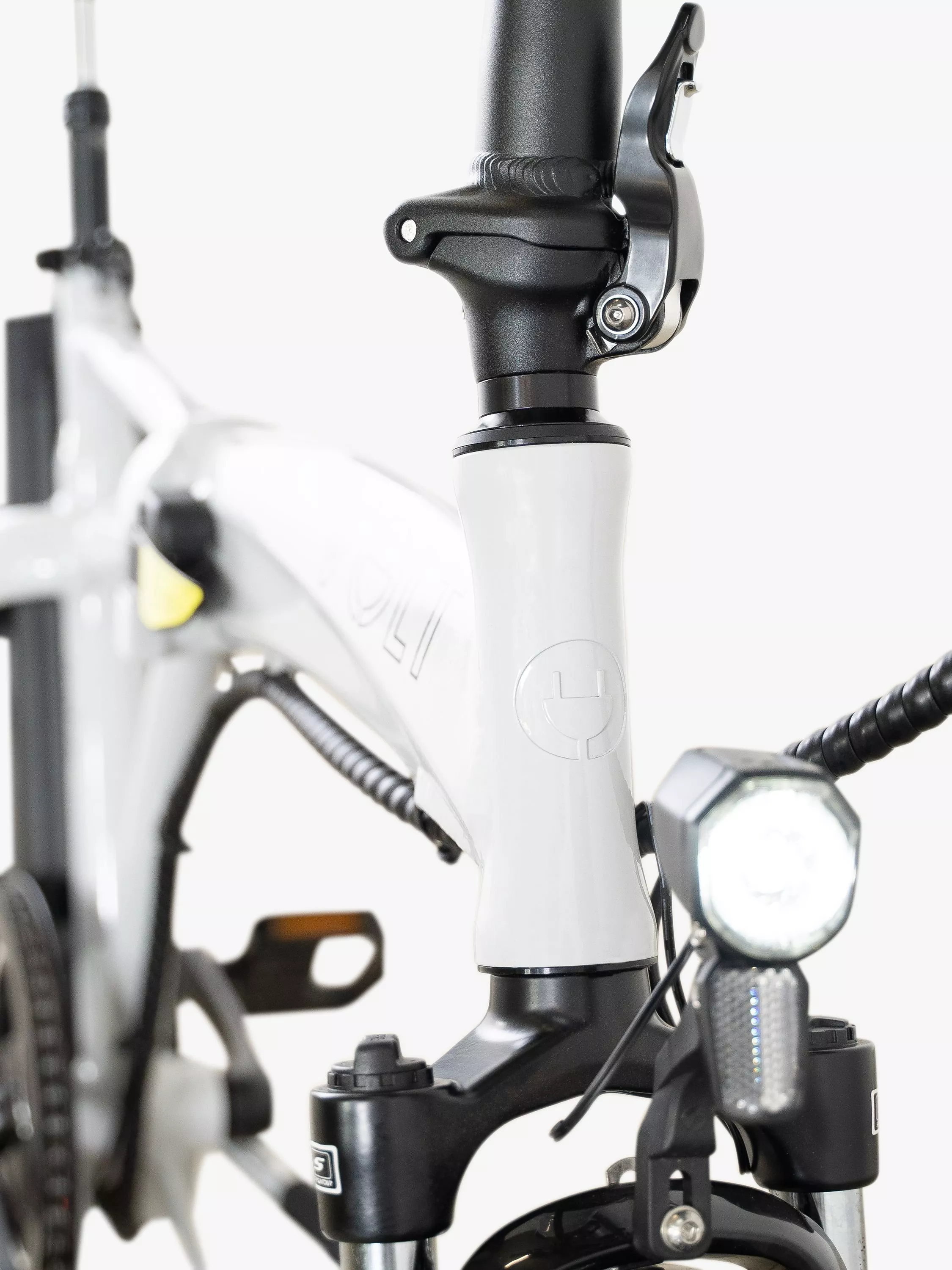 Volt Metro Folding e-Bike, Light Grey - Image 4