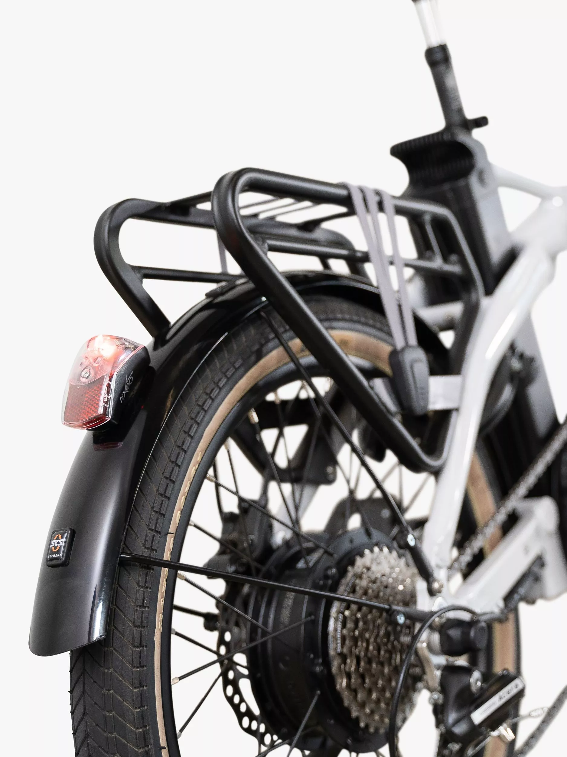 Volt Metro Folding e-Bike, Light Grey - Image 7