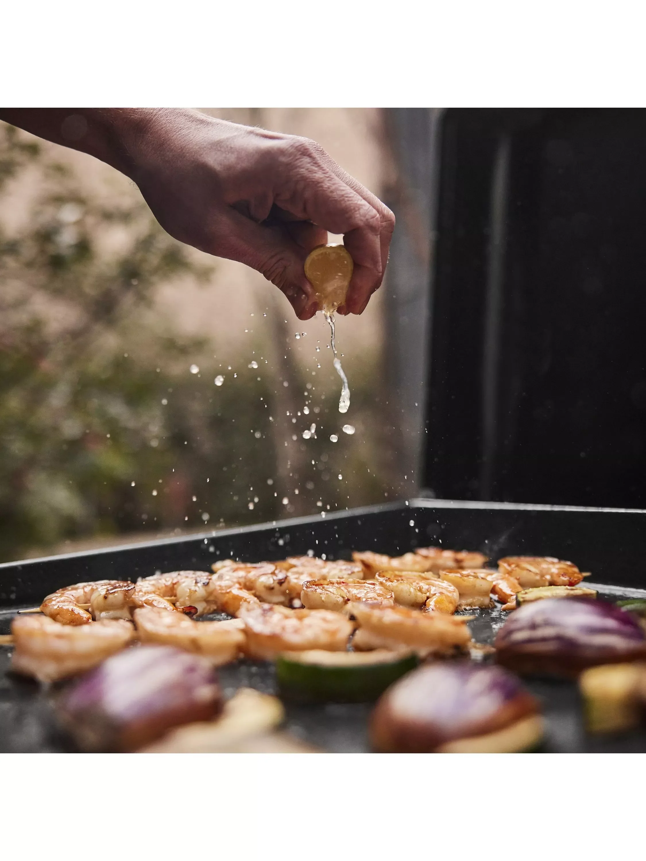 Weber Premium Griddle Portable Tabletop 1-Burner Gas BBQ, 43cm - Image 9
